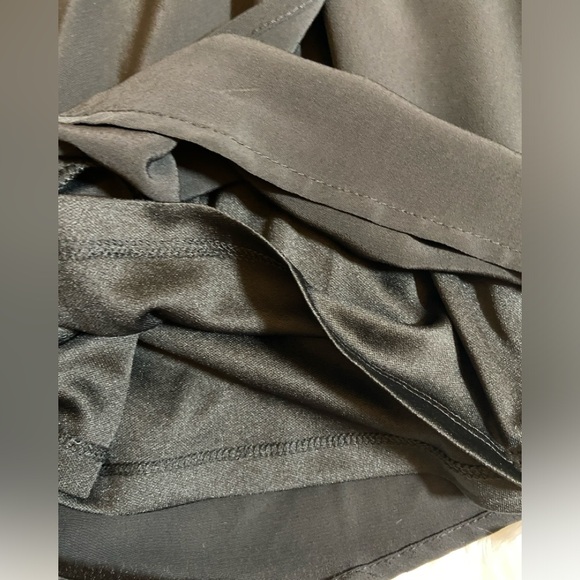 HYFVE Black asymmetrical split sleeve Skirt Romper size Small new - Picture 13 of 14